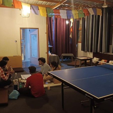 Olt Hostel Rishīkesh Esterno foto