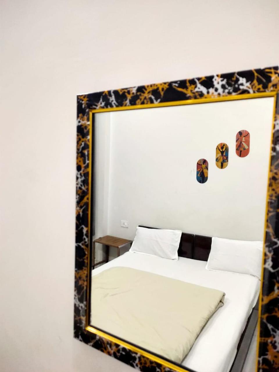 Olt Hostel Rishīkesh Esterno foto